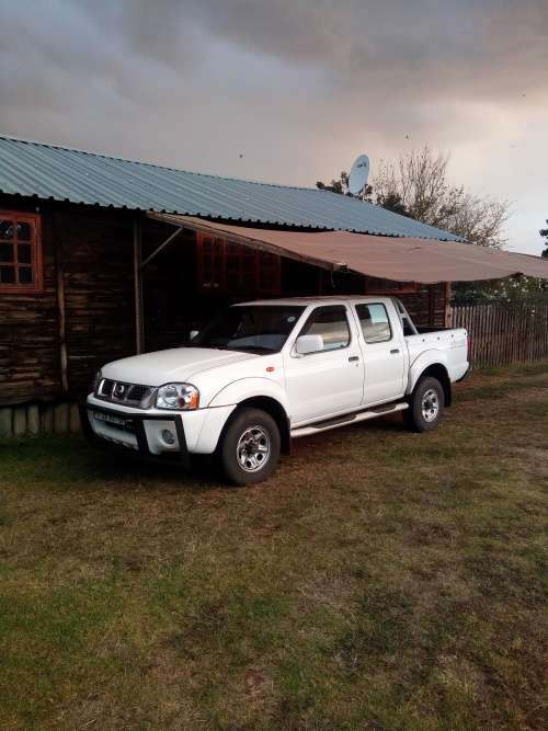 Nissan 2.4 DC Offroad 4x4