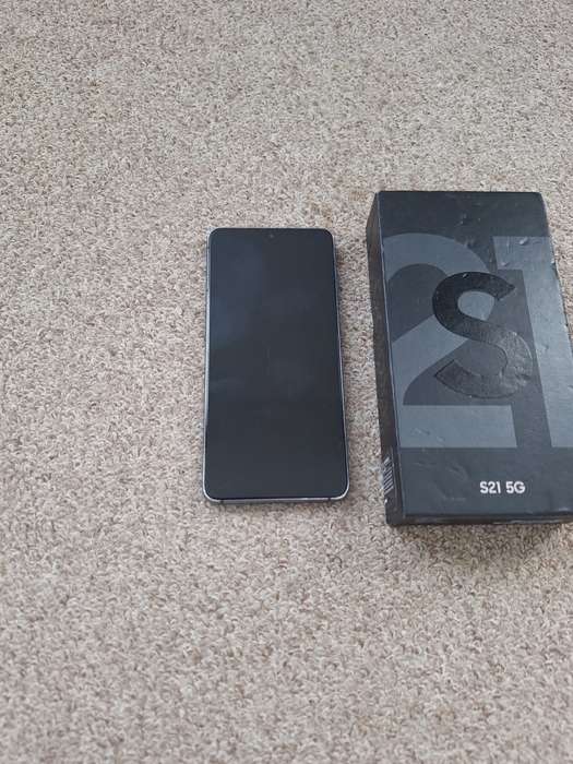 Samsung S21 5G 256gb Dual SIM with box and cover