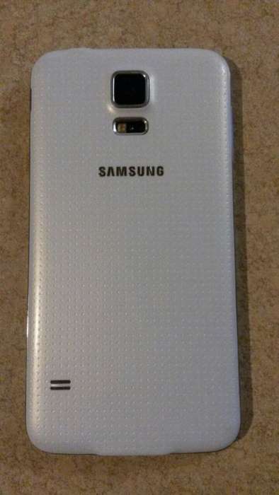 Samsung Galaxy S5 Smartphone