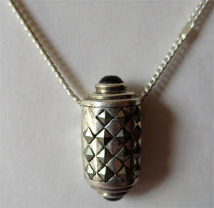 925-Sterling Silver Chain 45cm Long with  Marcasite  & Onyx  Pendant- Necklace.
