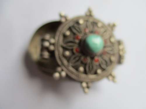 Silver Vintage Box Ornated with Turquoise and Carnelian stone