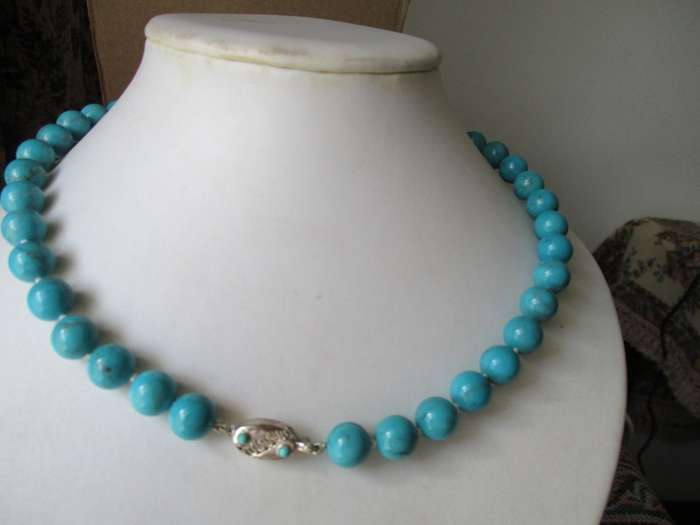 Beautiful Genuine Turquoise Necklace with 925 Sterling Silver & Turquoise Clasp