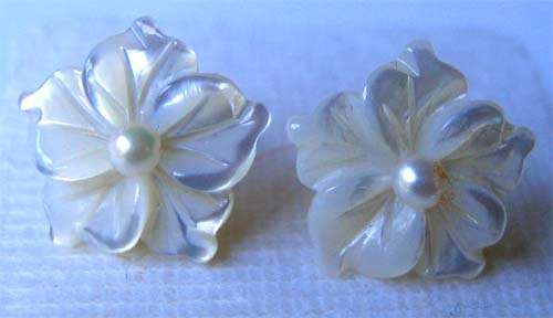 Lovely 14k solid Gold MOP and Culture pearls Earrings