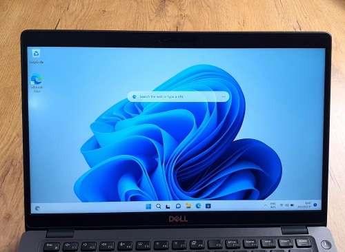 ***MONSTER SPECS*** DELL LATITUDE 5400 14` FHD Intel® Core i7 8665U | 16 GB RAM | 512 GB SSD