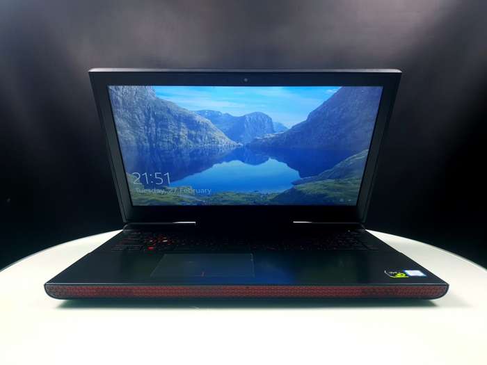Dell Inspiron 15 7000 Gaming 15.6` i7-7700HQ 16GB Ram 256GB SSD 1TB HDD NVIDIA GeFroce GTX 1050 Ti
