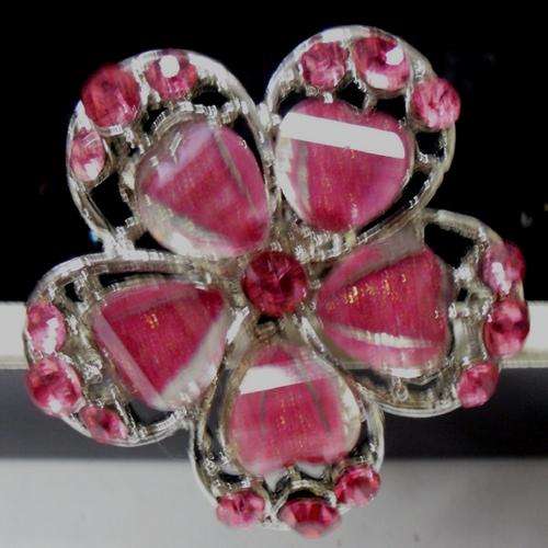 CRAZZZY R1 AUCTION - LARGE FLOWER RHINESTONE RING - ADJUSTABLE SIZE