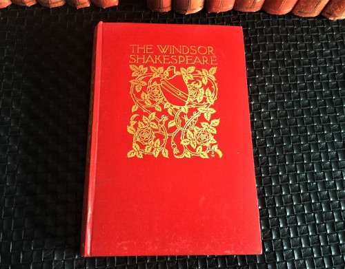 VINTAGE 19 BOOK COLLECTION OF THE WORKS OF SHAKESPEARE!! *COLLECTABLE*