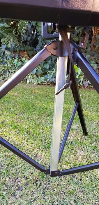 Large Adjustable Projector Screen 160 X 166