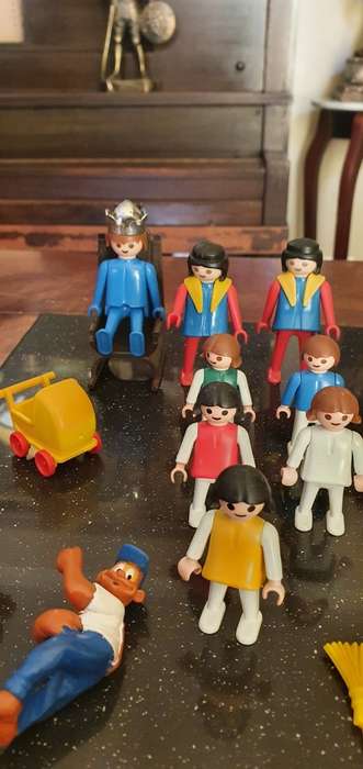 Assorted LEGO People plus a few extras