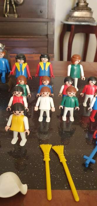 Assorted LEGO People plus a few extras