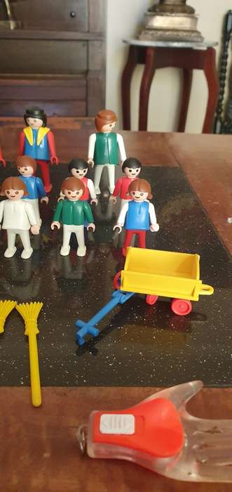 Assorted LEGO People plus a few extras