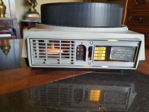 Vintage Kodak Ektagraphic Slide Projector Model B 2AR
