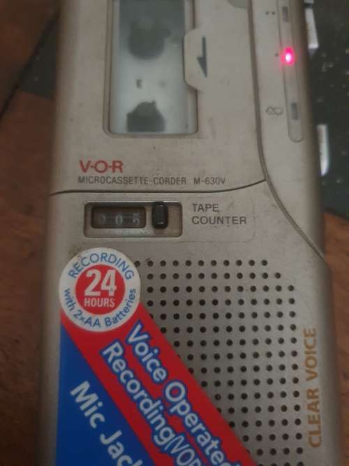 Vintage TEAC P15 Walkman + Sanyo Voice Recorder M630V