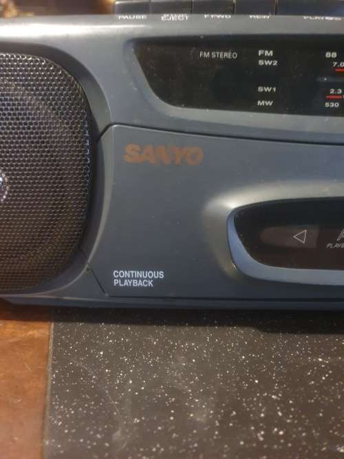 Sanyo Twin Tape Deck/Radio Combo