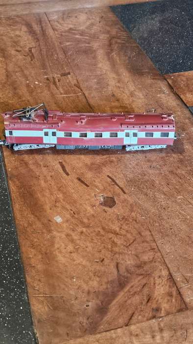 Lima Train Coach "OO" Scale