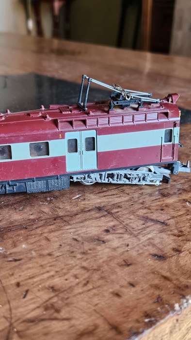 Lima Train Coach "OO" Scale