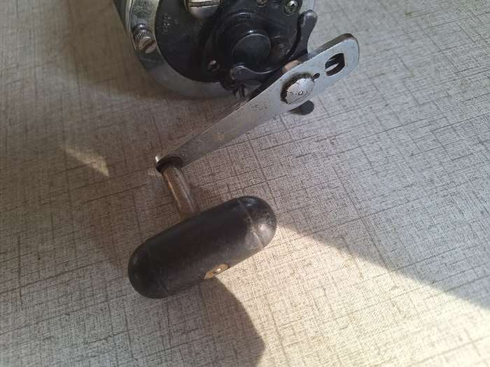 Daiwa fishing reel