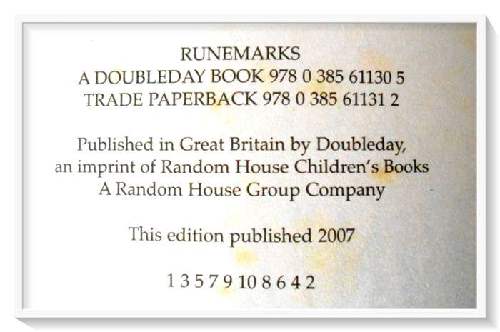 JOANNE HARRIS: Runemarks - 2007 - LARGE SOFTCOVER - Condition: VG (B+)