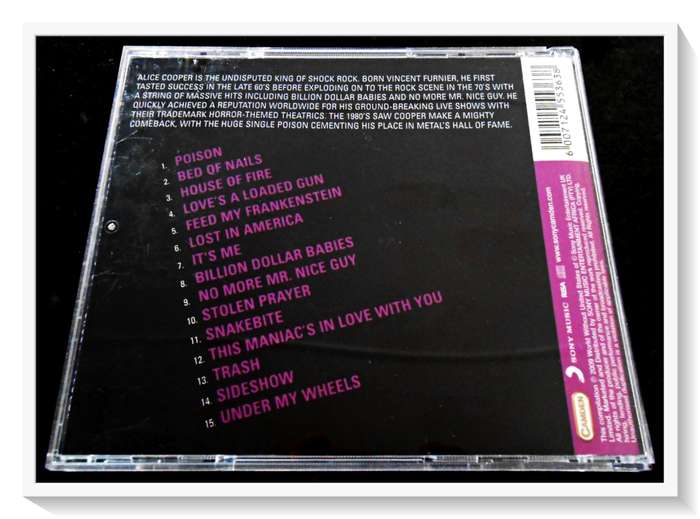 Alice Cooper: The Best of - Camden Sony Music 2009 - Disc & Booklet in Excellent Condition*