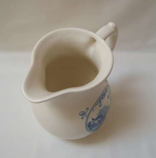 VINTAGE CRESCENT POTTERIES ORNAMENTAL 'DELFTWARE' SMALL WASHSTAND EWER & BASIN