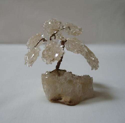 VINTAGE SEMI-PRECIOUS GEMSTONE TREE