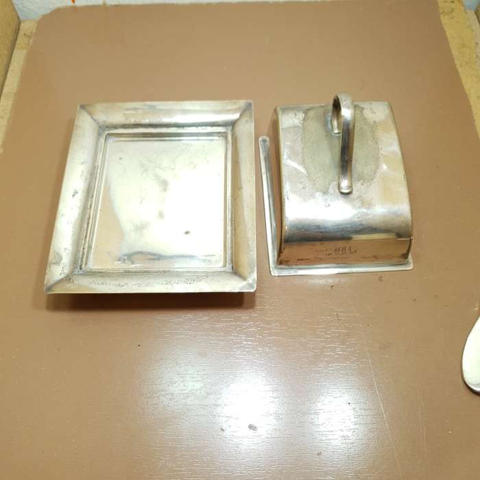 Hotel Silver - Antique Silver Plated Cheese / Butter dome with butter knife.