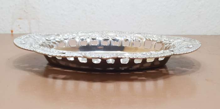 Luxury very ornate Silver Plated brand new snack tray / dish.