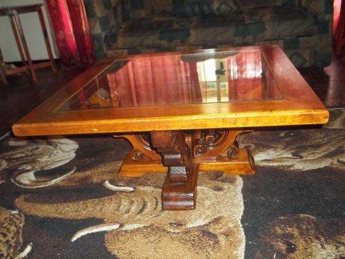 LOVELY UNUSUAL CARVED COFFEE TABLE