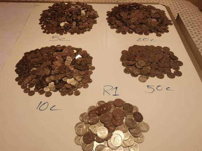 Over 5000 coins in mint condition