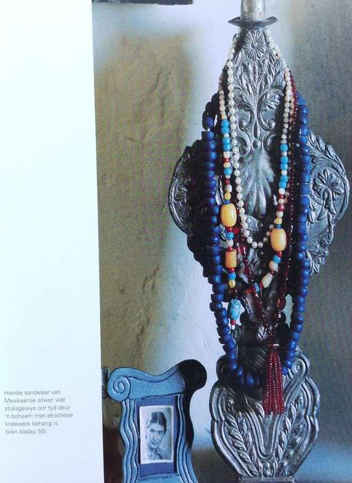 Twee boeke - agtstyle - karen roos - Afrikaans and English