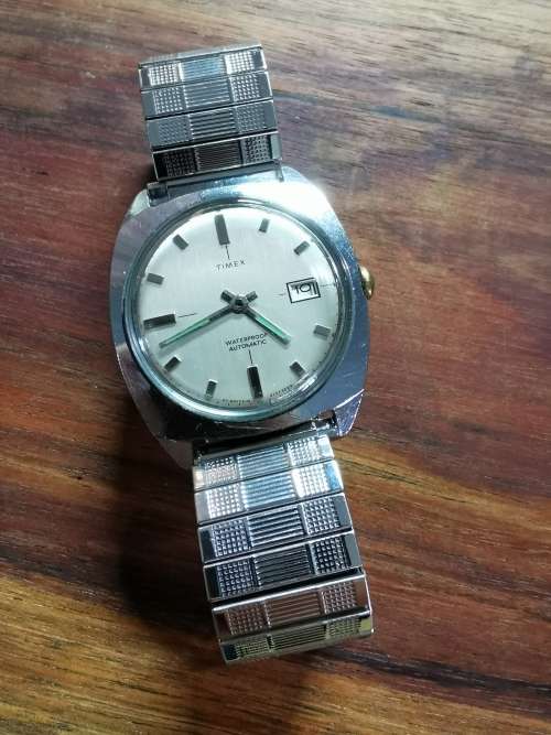 Vintage Timex Automatic watch working