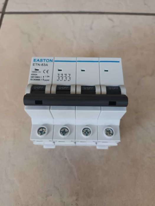 63A DC 4 pole circuit breaker
