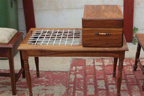 Riempie Telephone Table