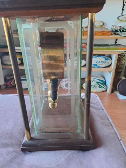 Beautiful gauge brass/copper clock