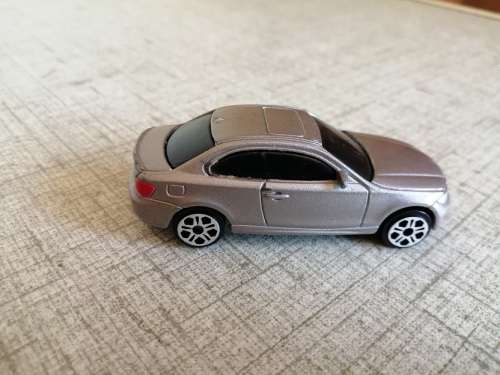 Maisto BMW 1 series coupe