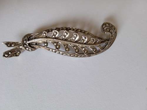 Vintage silver brooch