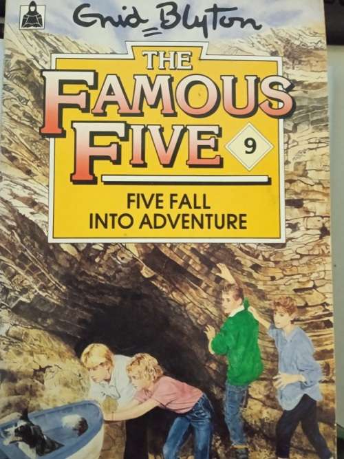 The Famous Five 9, by Enid Blyton