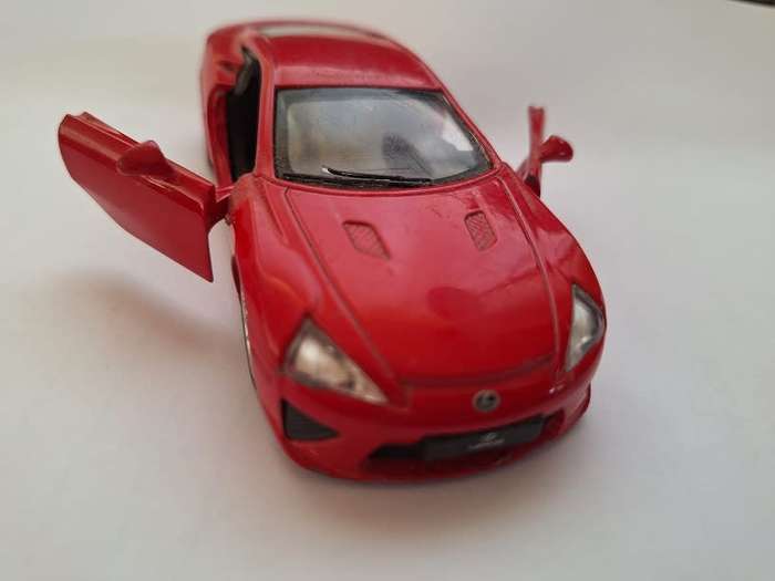 Lexus by MSZ