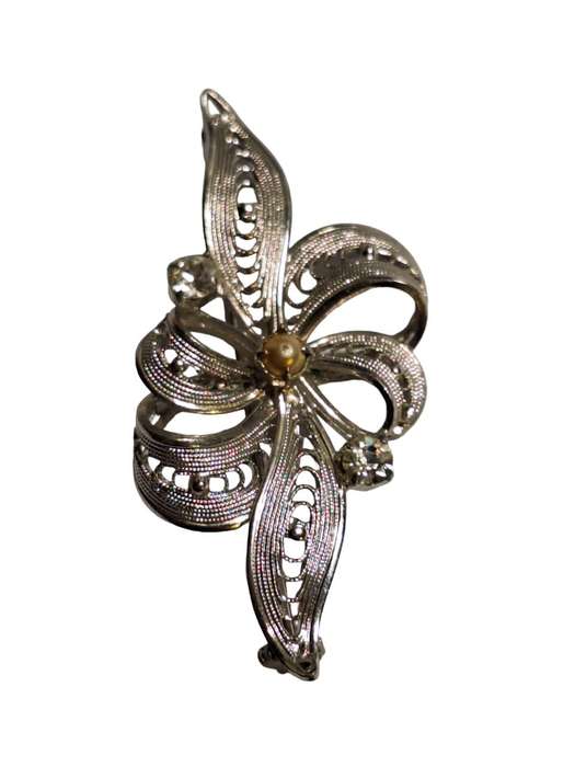 Very pretty brooch
