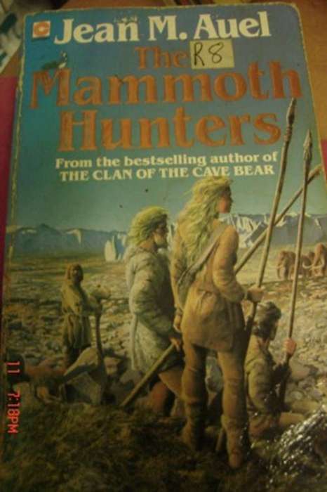 THE MAMMOTH HUNTERS BY JEAN M AUEL