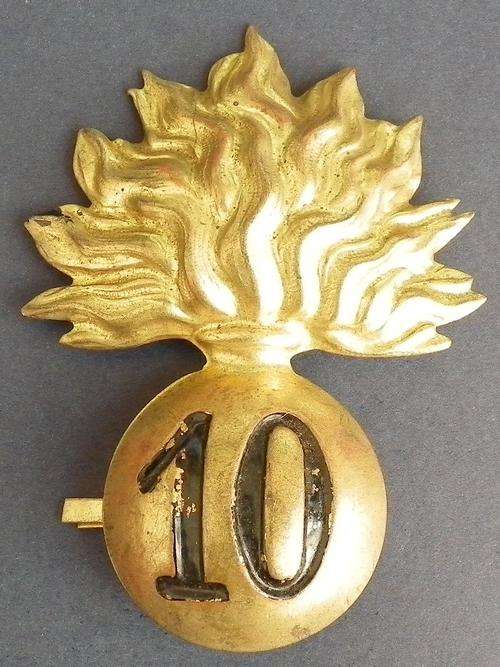 WWII Italian 10th Grenadiers Tropical Pitch Helmet Badge North Africa