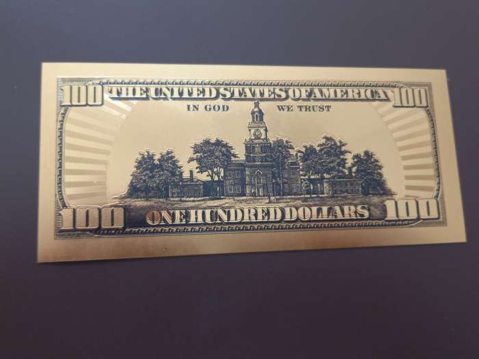 NICE USA $100 GOLD FOIL NOTE. 3 AVAILABLE. BID PER NOTE