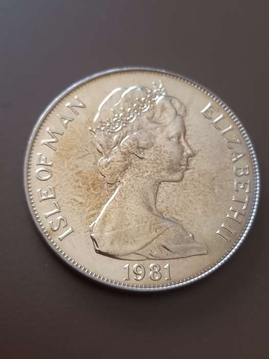 ISLE OF MAN WEDDING OF PRINCE CHARLES AND LADY DIANA 1 CROWN.