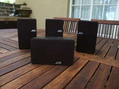 4 JVC SPEAKERS