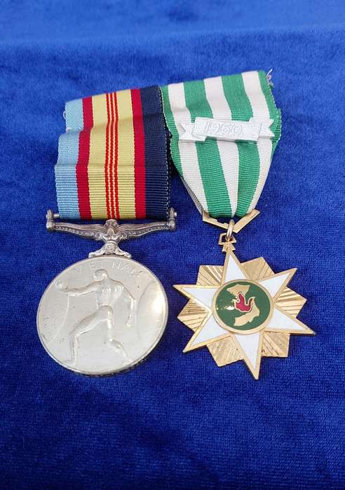 - Scarcer Australian Army Vietnam Medal Pair with 1960 Clasp Awarded to 14820 JH Bates -