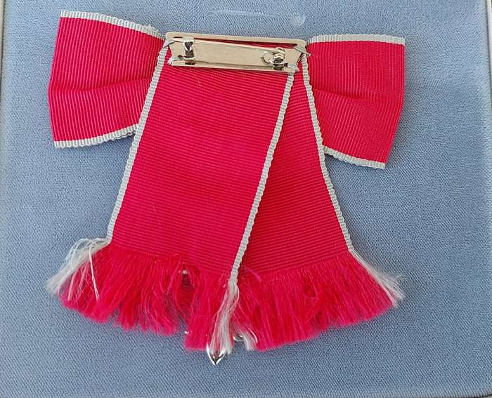 - Rare Boxed Most Excellent Order of the British Empire (MBE) to Mrs Jean Muller with Certificate -