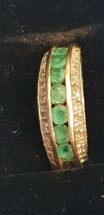 9ct vintage dress ring with emeralds and diamonds