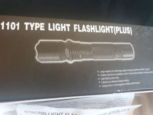 Stun gun, flashlight 1101