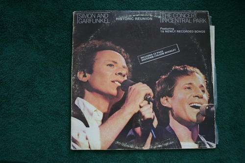 SIMON AND GARFUNKEL -- THE CONCERT IN CENTRAL PARK -- DOUBLE VINYL LP RECORD