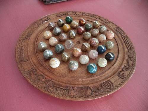 BEAUTIFUL CARVED BOARD WITH VARIOUS PRECIOUS STONES ALL NAMED